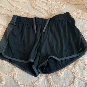 Nike shorts size large black gray